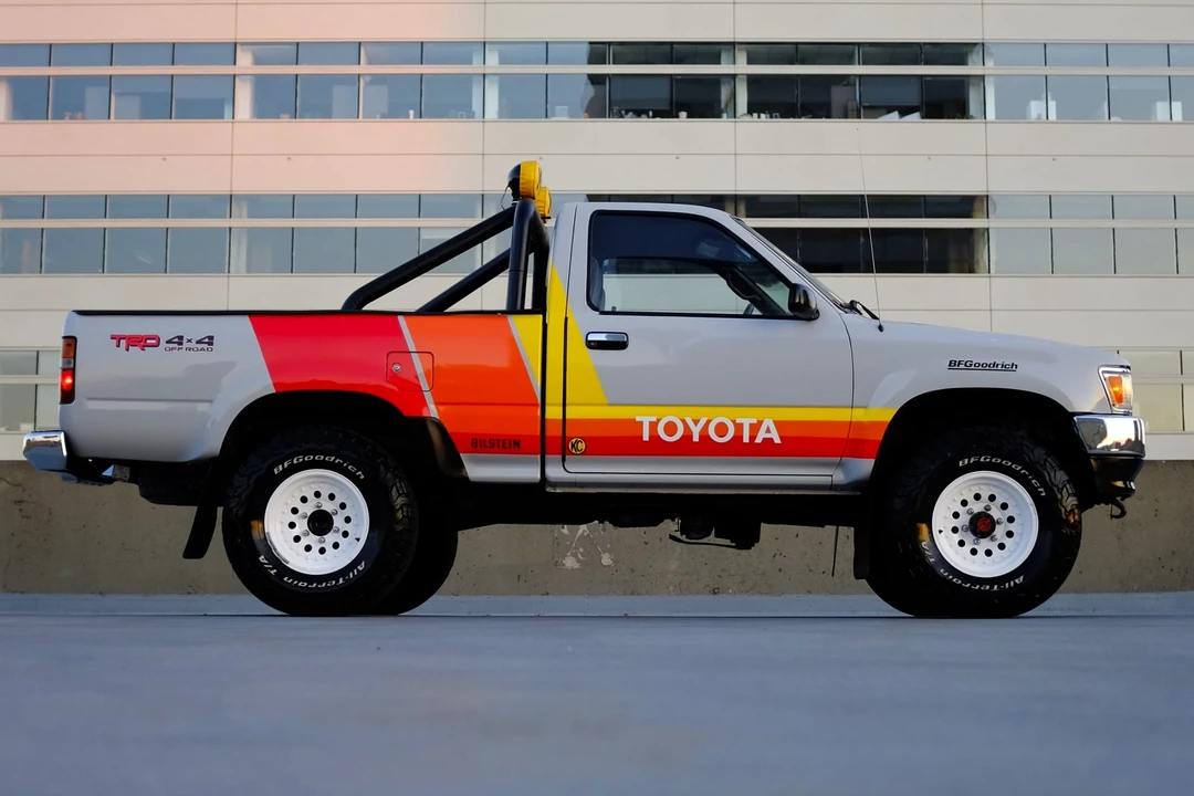 1992 Toyota Hilux 5th Gen - Image 13 of 31