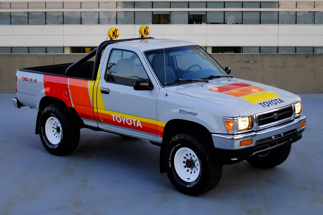 1992 Toyota Hilux 5th Gen - Image 8 of 31