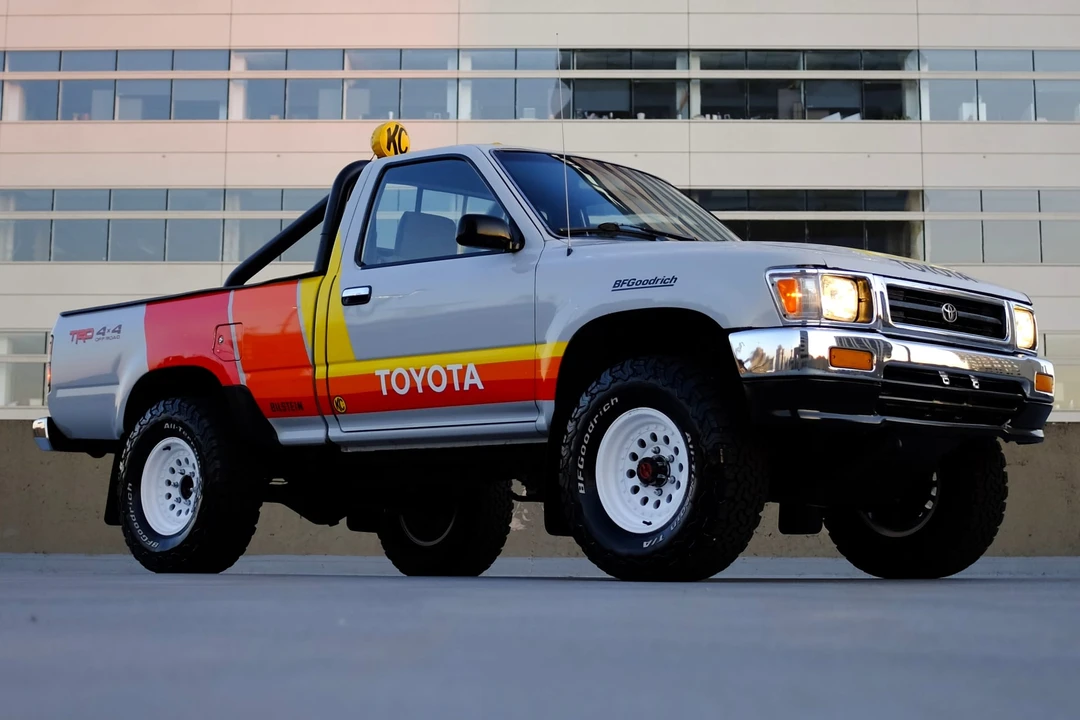 1992 Toyota Hilux 5th Gen - Image 10 of 31