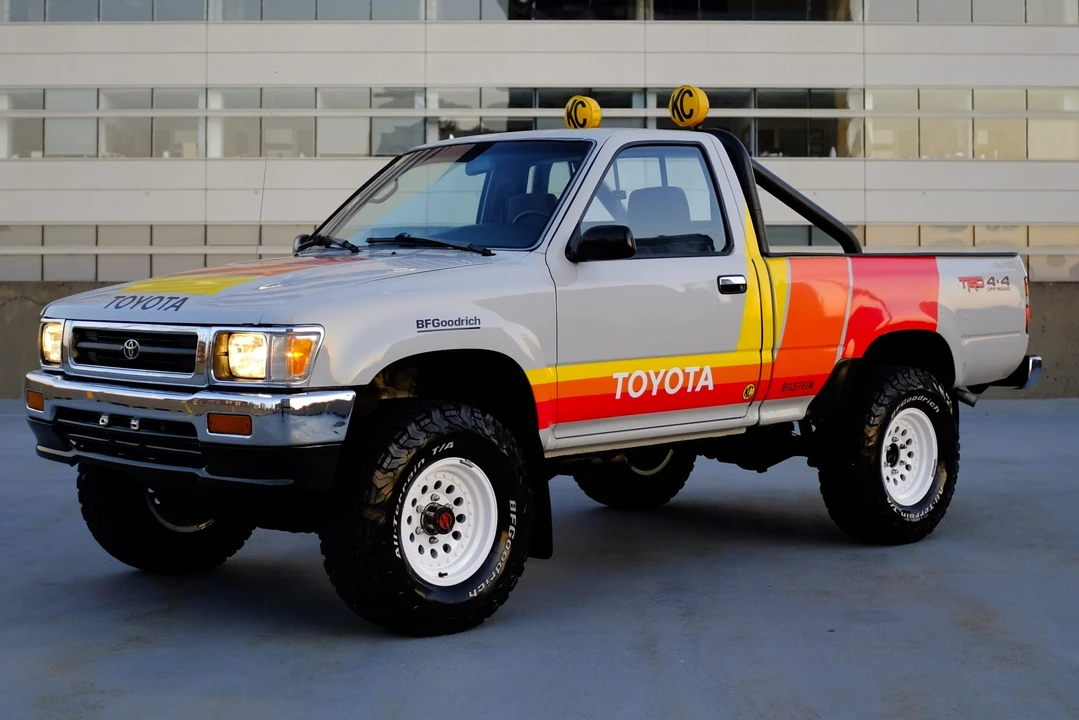 1992 Toyota Hilux 5th Gen - Image 4 of 31