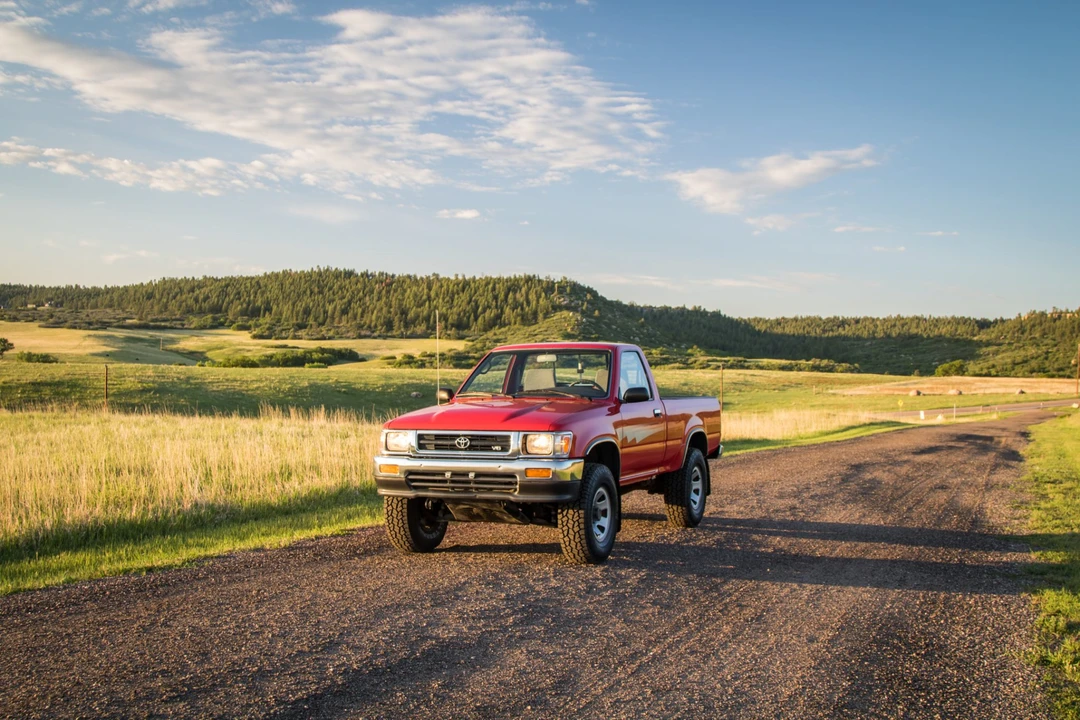 1992 Toyota Hilux 5th Gen - Image 7 of 31