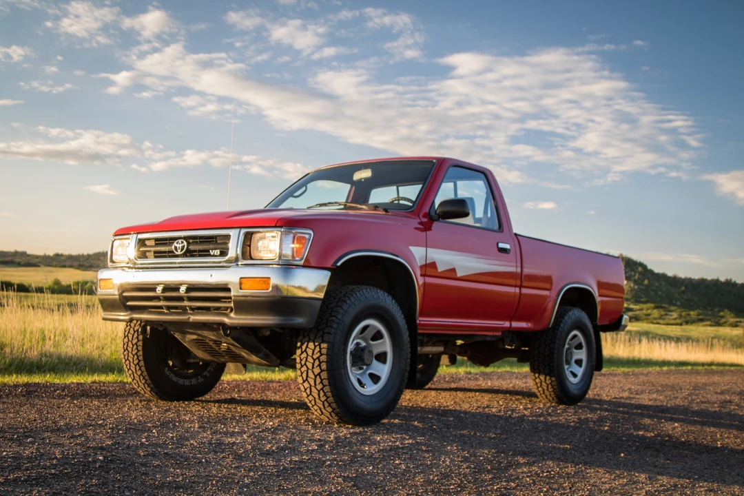 1992 Toyota Hilux 5th Gen - Image 9 of 31