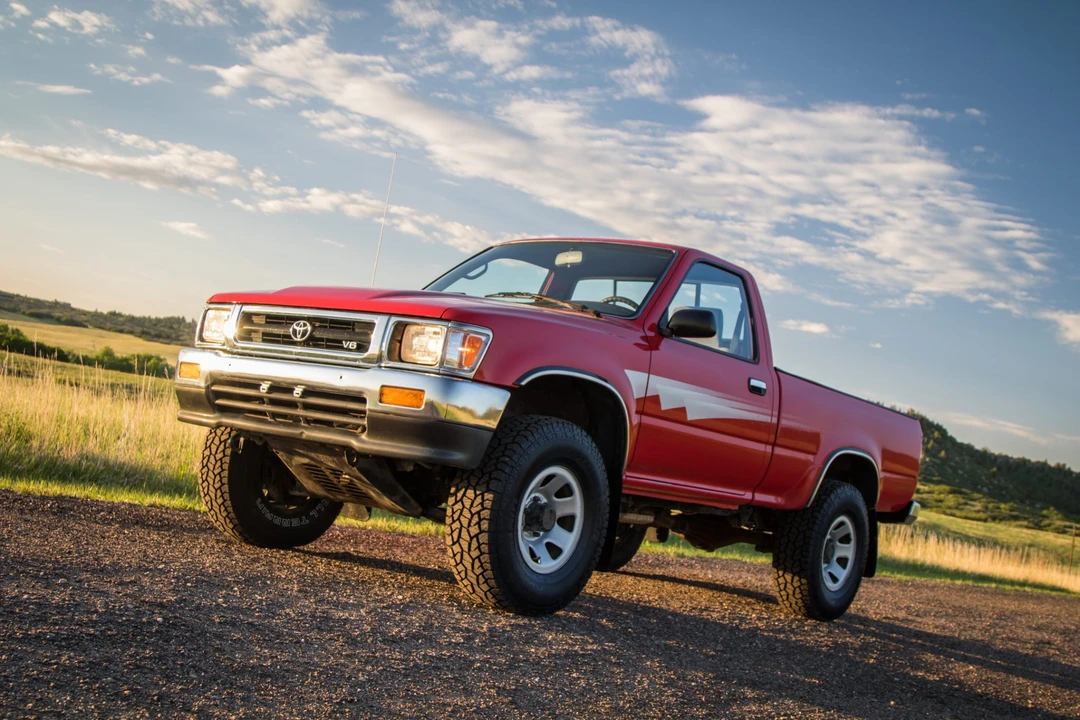 1992 Toyota Hilux 5th Gen - Image 12 of 31