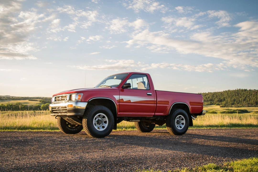 1992 Toyota Hilux 5th Gen - Image 15 of 31