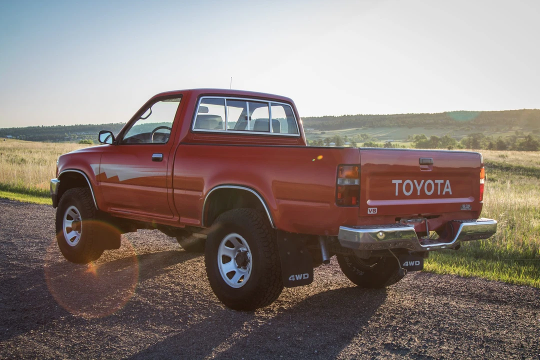 1992 Toyota Hilux 5th Gen - Image 19 of 31