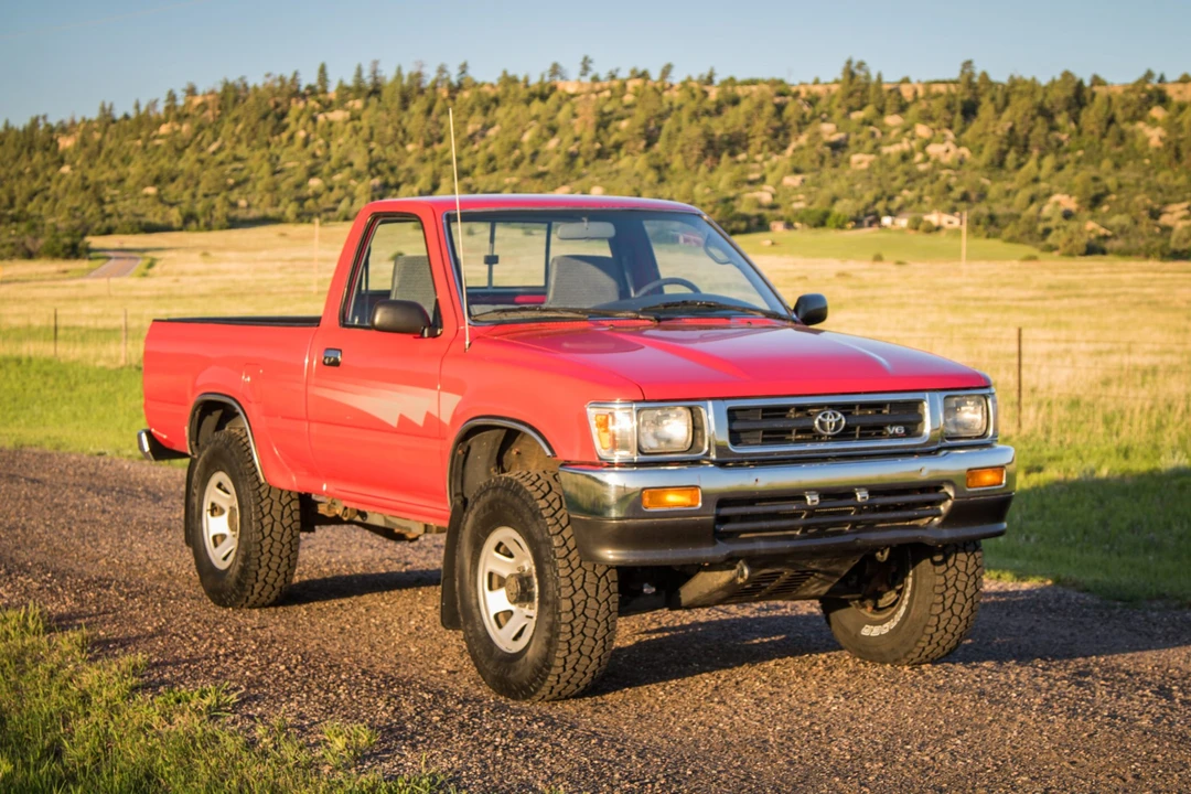 1992 Toyota Hilux 5th Gen - Image 23 of 31