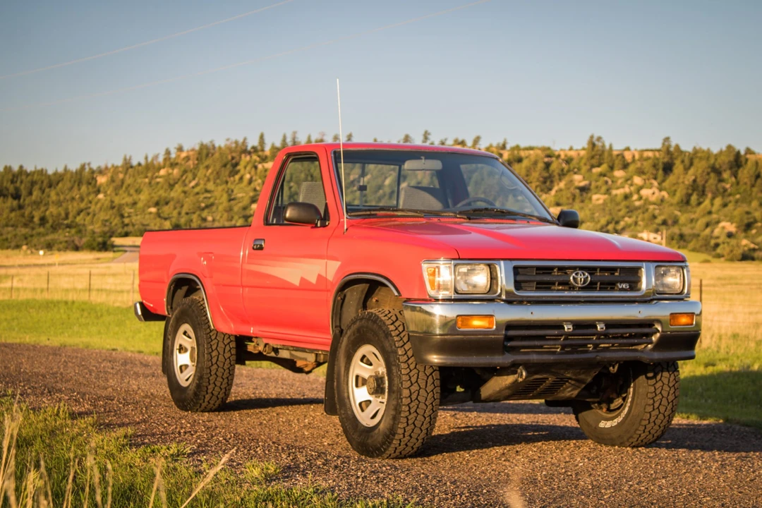 1992 Toyota Hilux 5th Gen - Image 25 of 31
