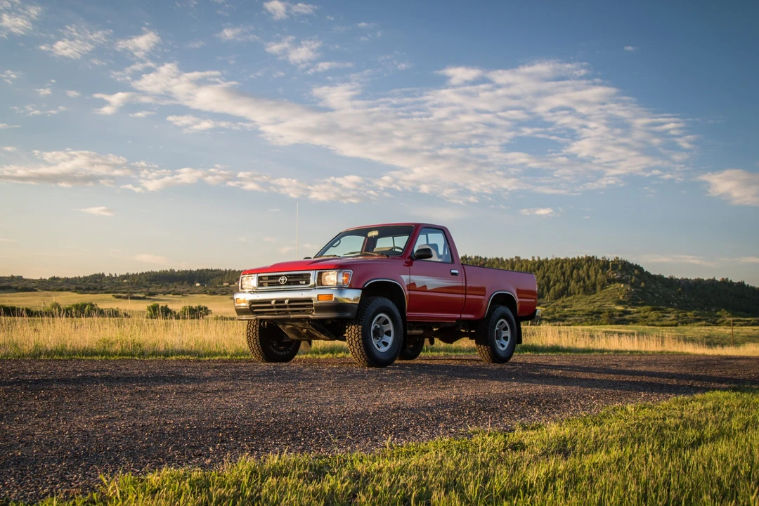 1992 Toyota Hilux 5th Gen - Image 4 of 31