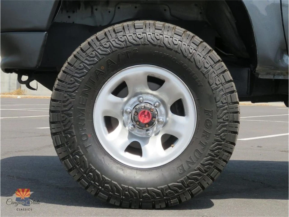 1992 Toyota Hilux 5th Gen - Image 17 of 31