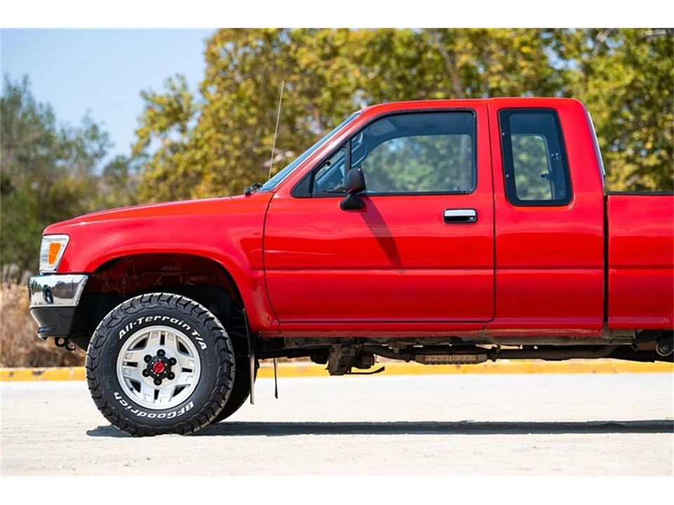 1992 Toyota Hilux 5th Gen - Image 15 of 31