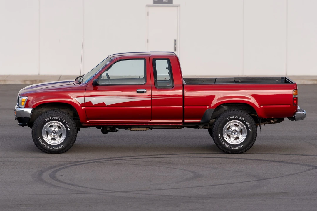 1992 Toyota Hilux 5th Gen - Image 20 of 31