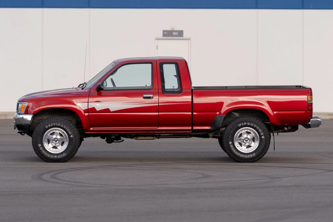 1992 Toyota Hilux 5th Gen - Image 21 of 31