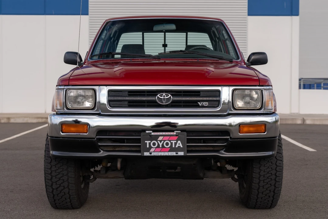 1992 Toyota Hilux 5th Gen - Image 7 of 31