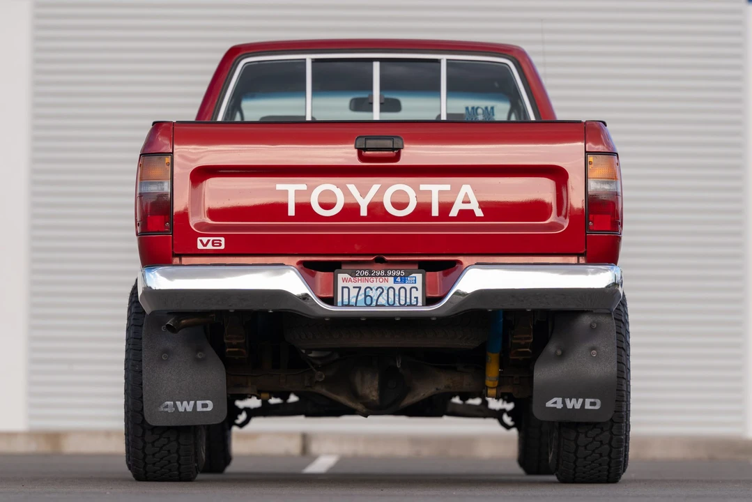 1992 Toyota Hilux 5th Gen - Image 29 of 31