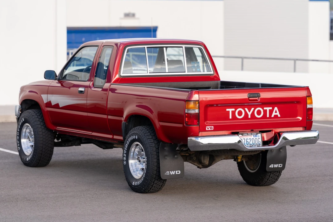1992 Toyota Hilux 5th Gen - Image 28 of 31