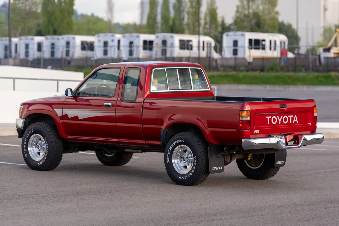 1992 Toyota Hilux 5th Gen - Image 22 of 31