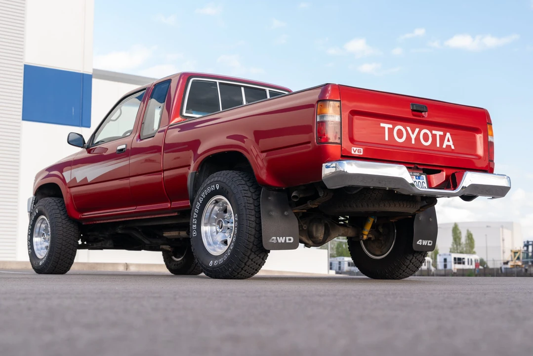 1992 Toyota Hilux 5th Gen - Image 26 of 31