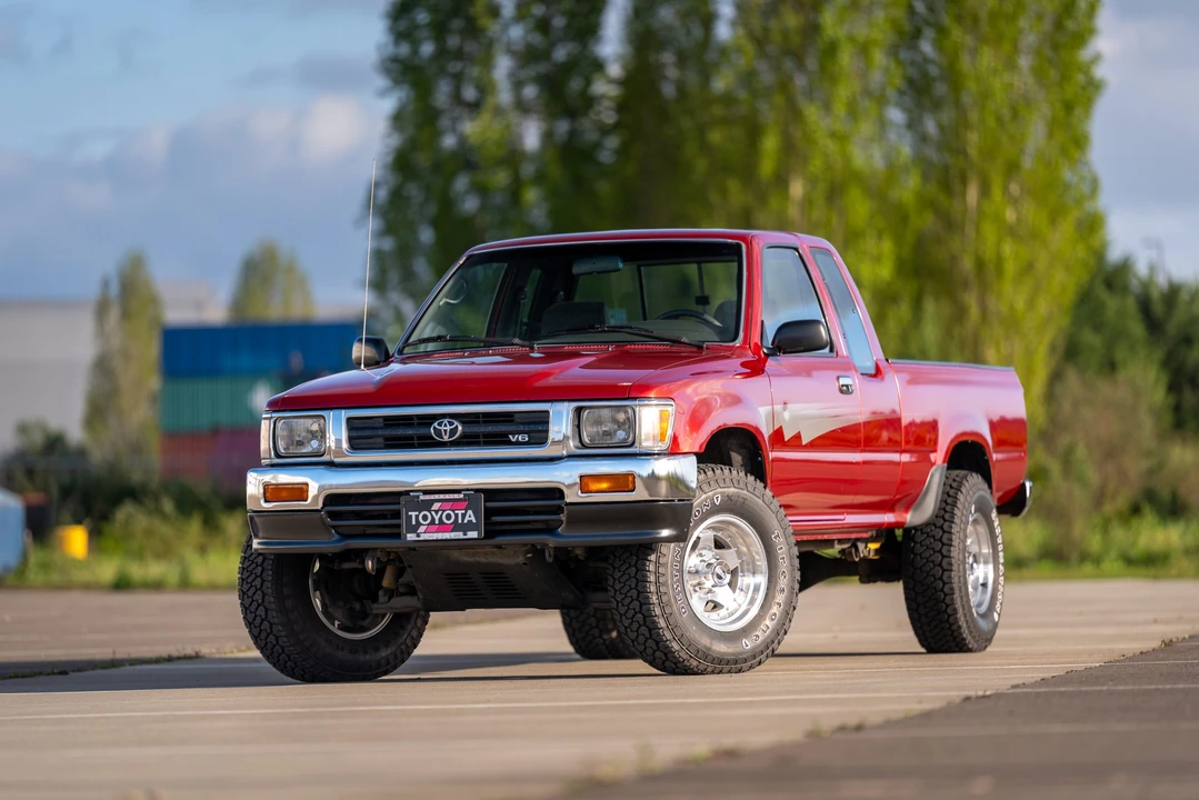 1992 Toyota Hilux 5th Gen - Image 17 of 31