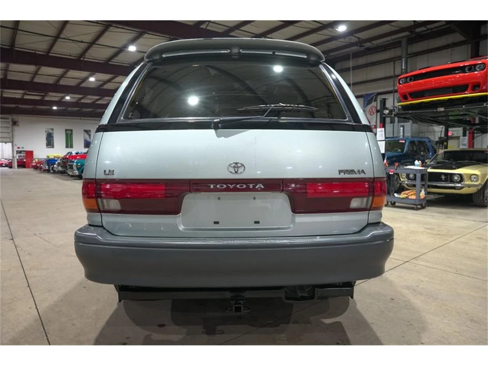 1992 Toyota Previa/Estima 1st Gen - Image 7 of 31