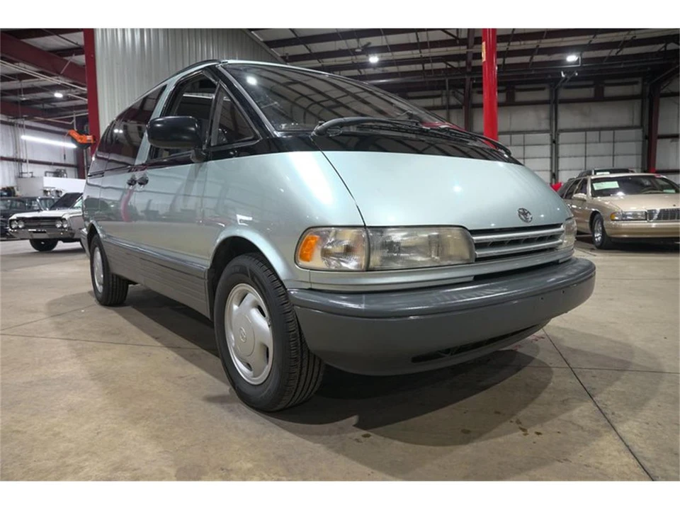 1992 Toyota Previa/Estima 1st Gen - Image 12 of 31