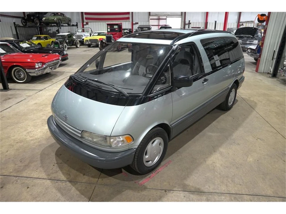 1992 Toyota Previa/Estima 1st Gen - Image 15 of 31