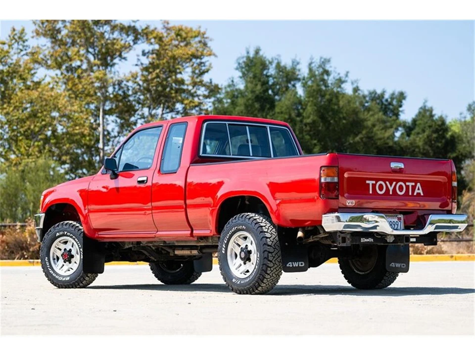 1992 Toyota Tacoma - Image 8 of 31