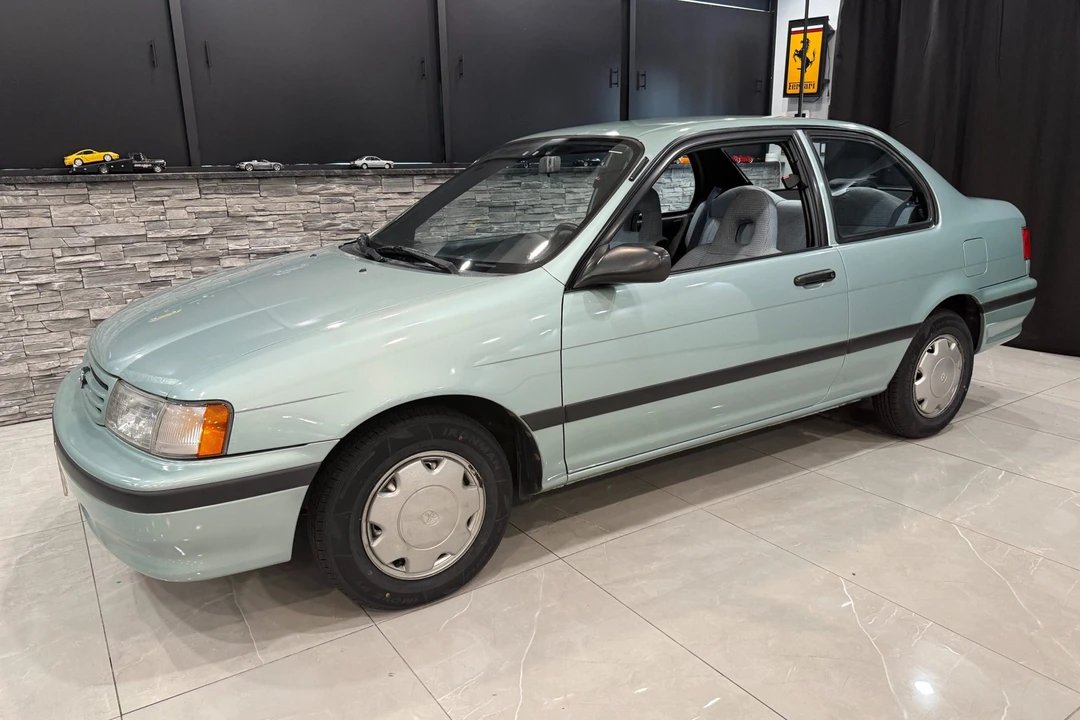 1992 Toyota Tercel 4th Gen - Image 2 of 31