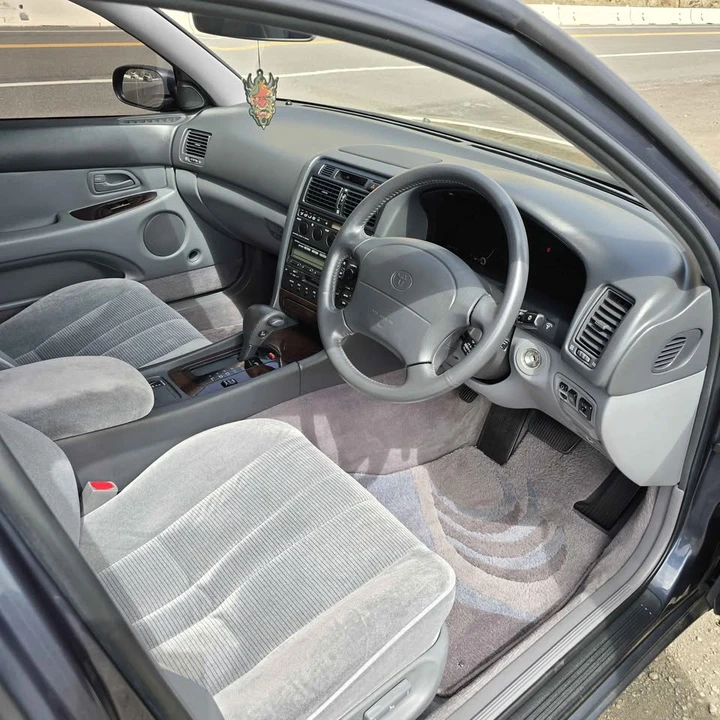 1992 Toyota Aristo - Image 11 of 19