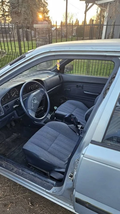 1992 Toyota Corolla 7th Gen - Image 3 of 5