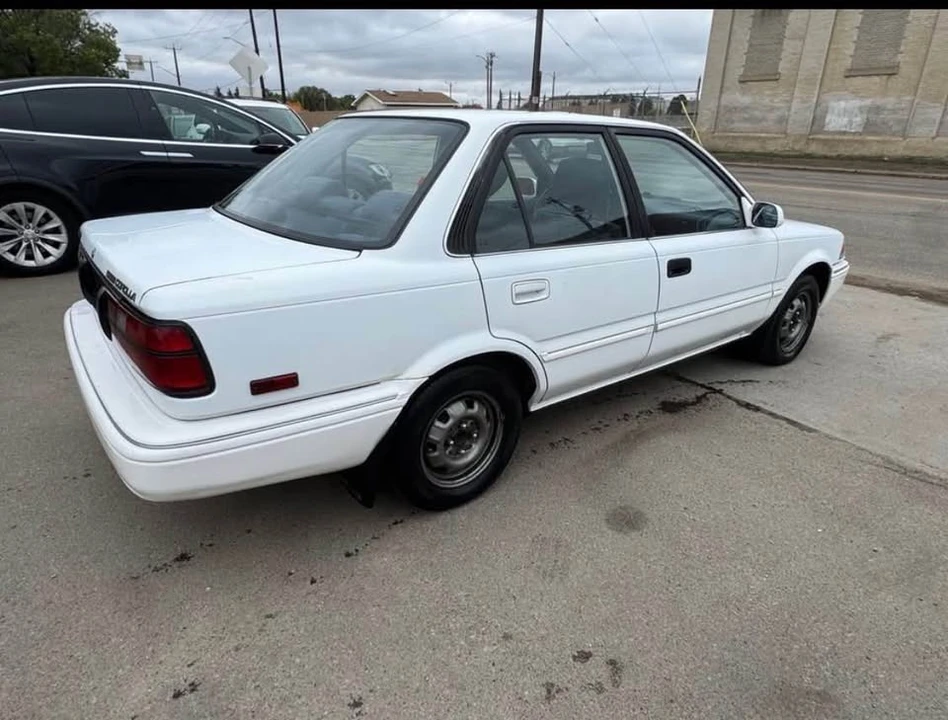 1992 Toyota Corolla 7th Gen - Image 4 of 18