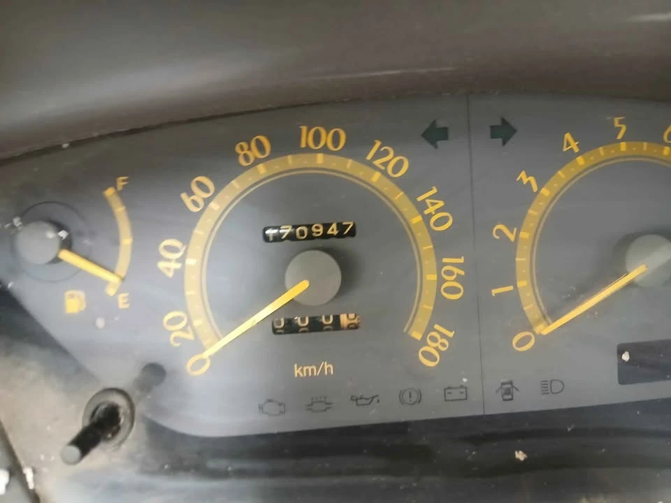 1992 Toyota Supra 3rd Gen - Image 5 of 8