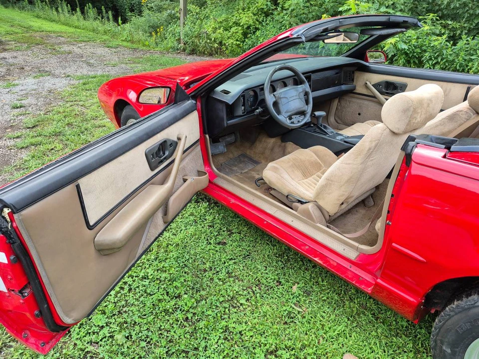 1992 Pontiac Firebird Trans Am 3rd Gen - Image 6 of 8