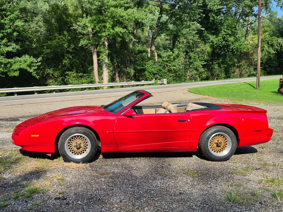 1992 Pontiac Firebird Trans Am 3rd Gen - Image 2 of 8