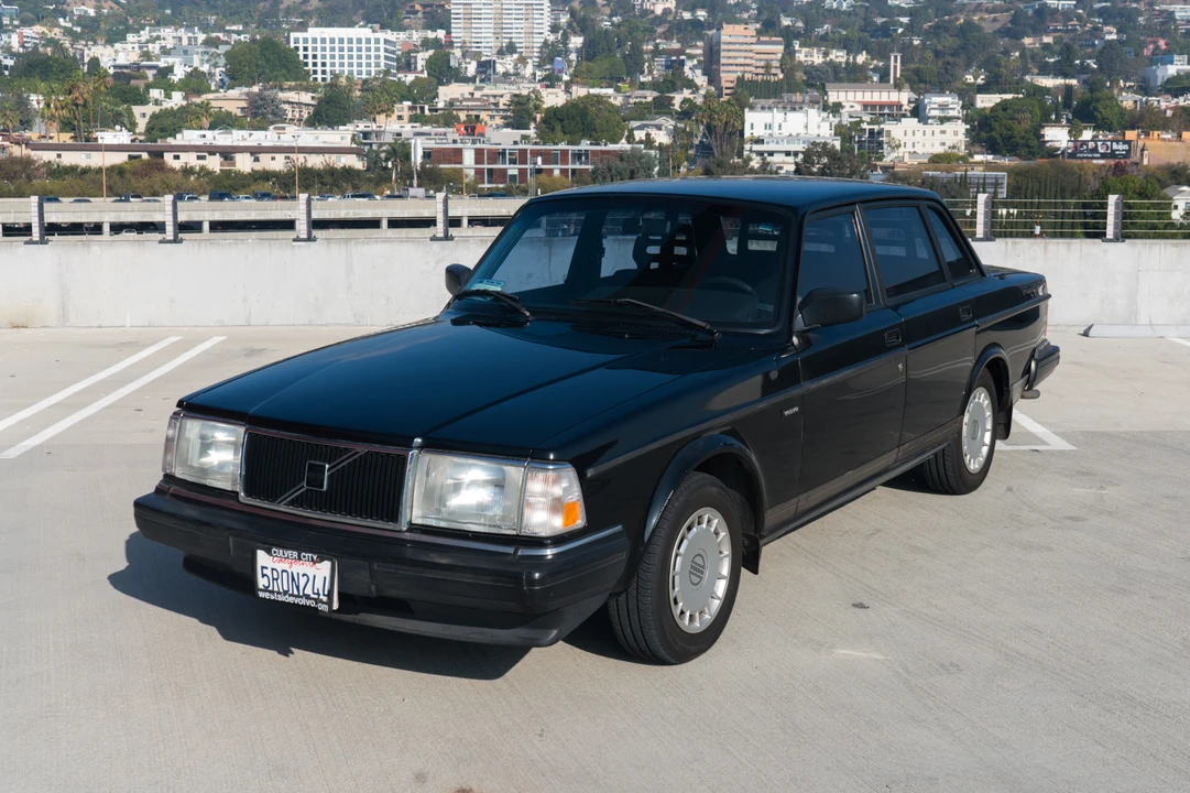 1992 Volvo 244 - Image 2 of 31