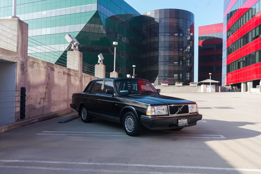 1992 Volvo 244 - Image 6 of 31