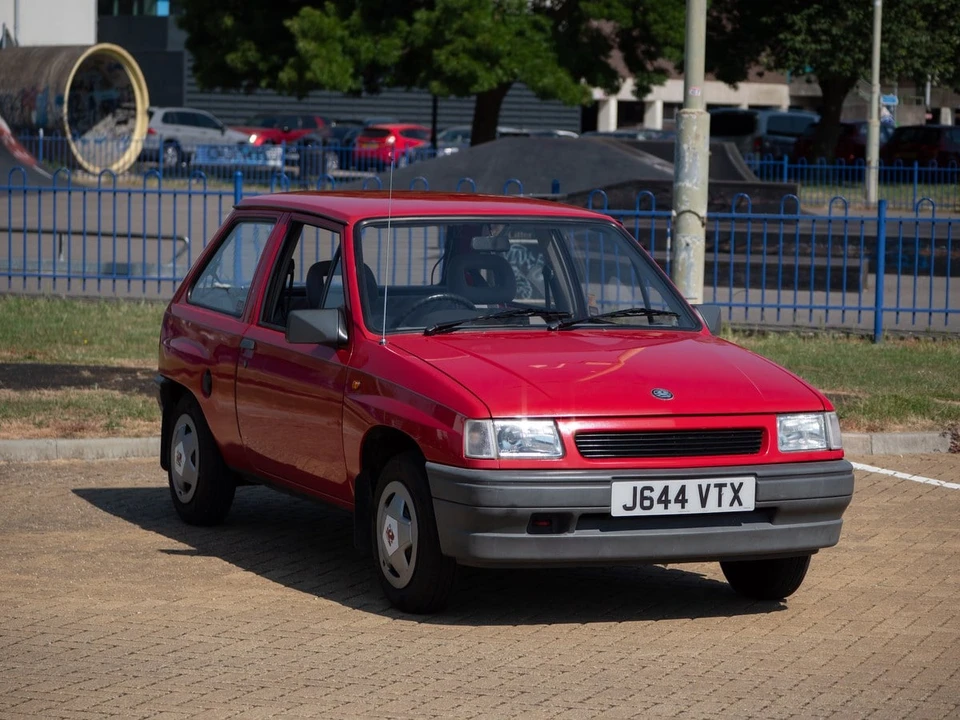 1992 Vauxhall - Image 2 of 30