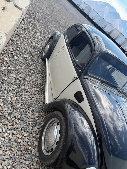 1992 Volkswagen Beetle (1980-2003) - Image 4 of 6