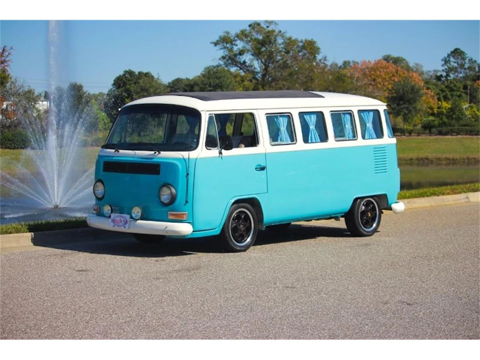 1992 Volkswagen Type 2 - Image 2 of 17