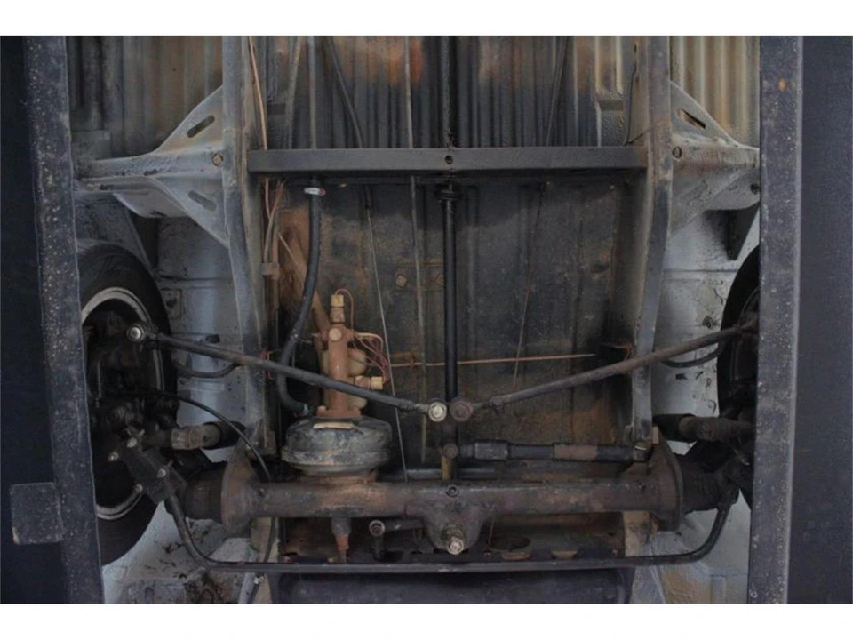 1992 Volkswagen Type 2 - Image 15 of 17