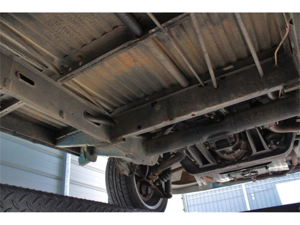 1992 Volkswagen Type 2 - Image 16 of 17