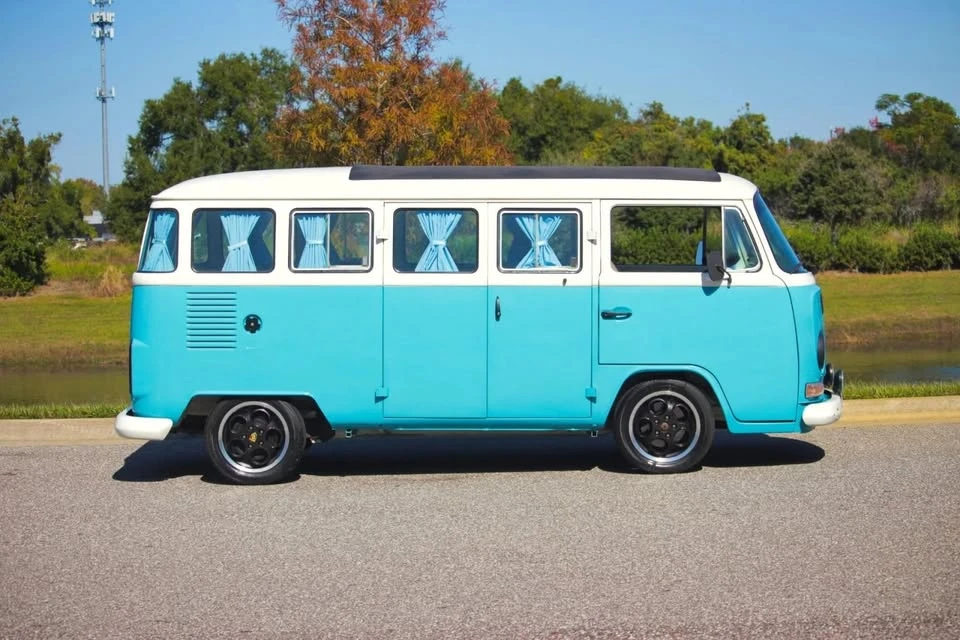 1992 Volkswagen Type 2 - Image 6 of 19