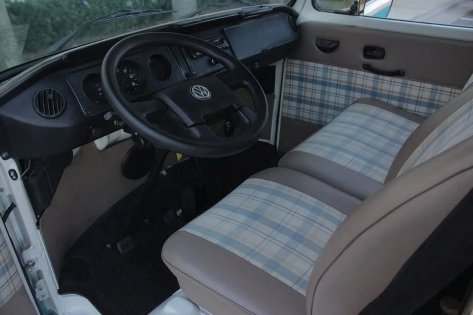 1992 Volkswagen Type 2 - Image 10 of 19