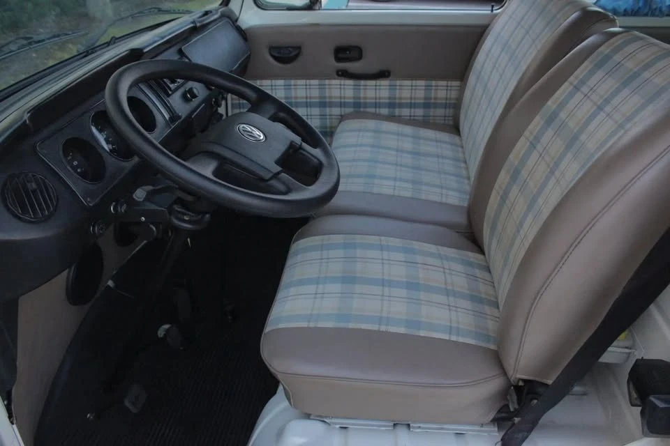 1992 Volkswagen Type 2 - Image 9 of 19