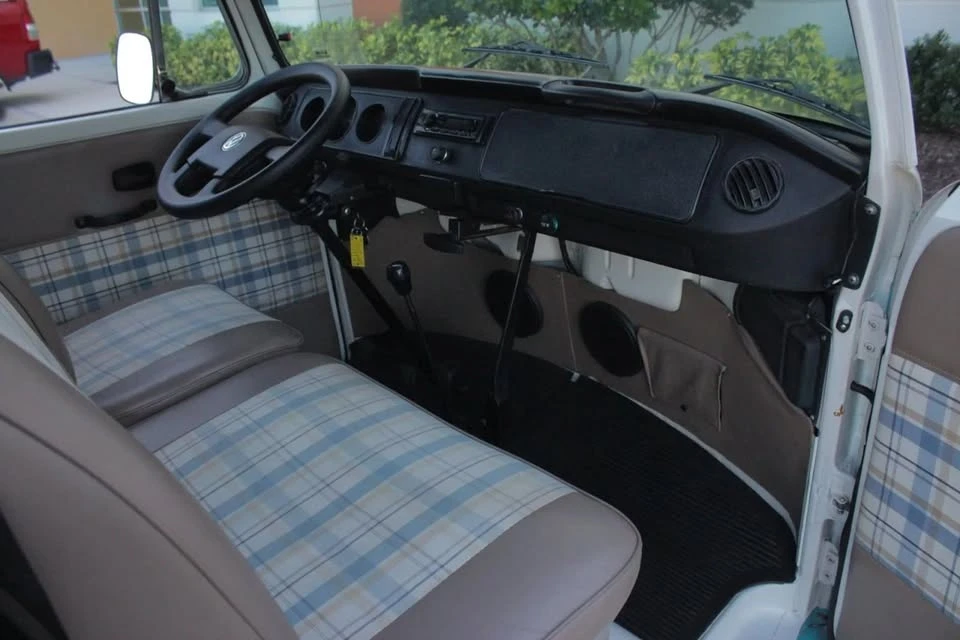 1992 Volkswagen Type 2 - Image 11 of 19