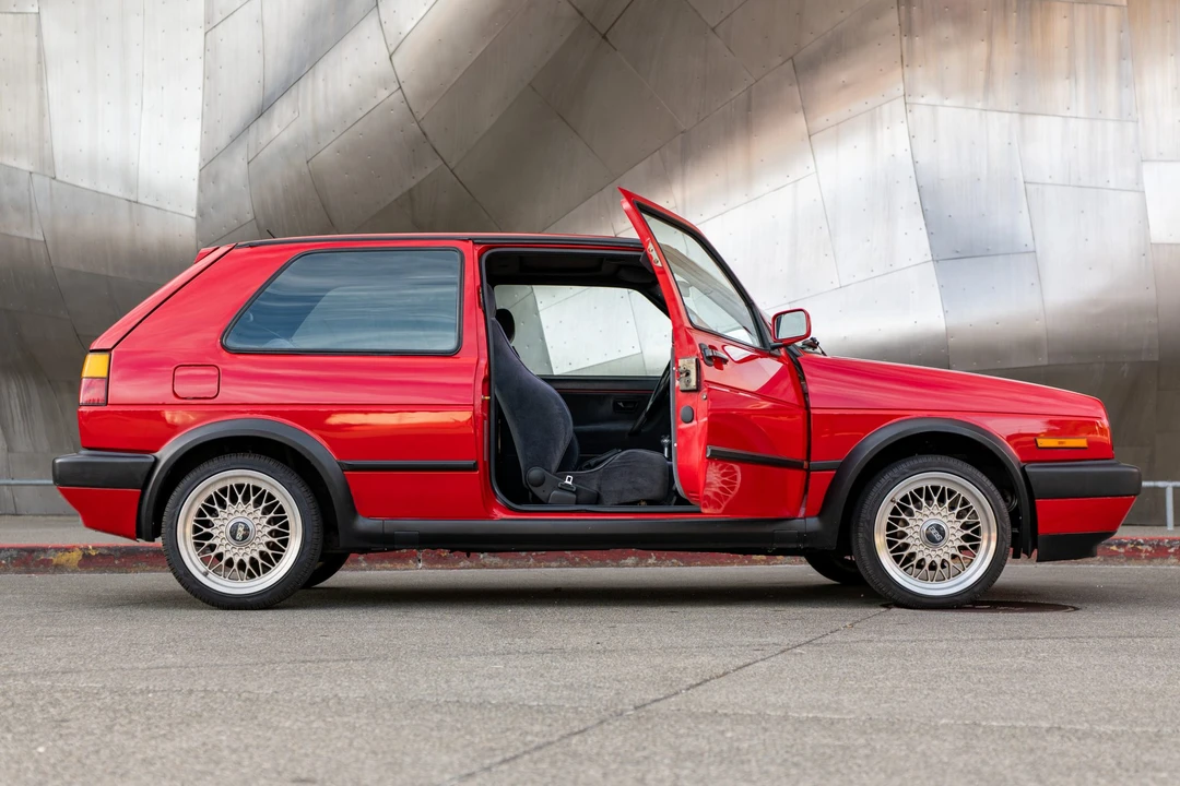1992 Volkswagen GTI Mk2 - Image 12 of 31