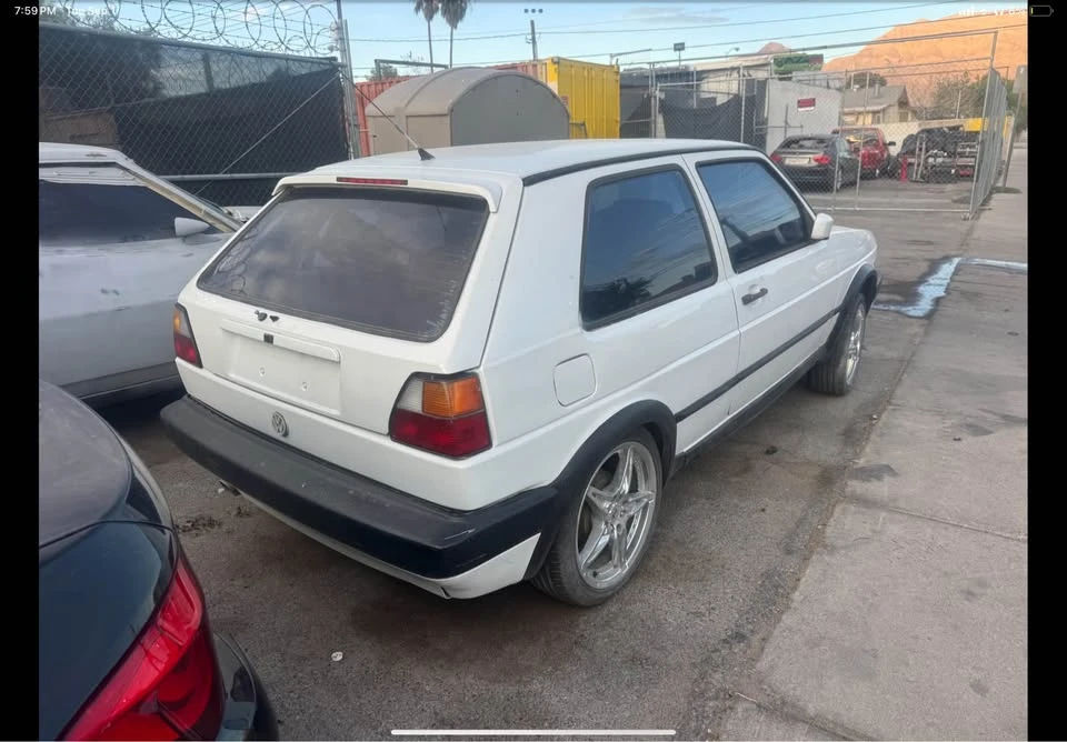 1992 Volkswagen GTI Mk2 - Image 2 of 7