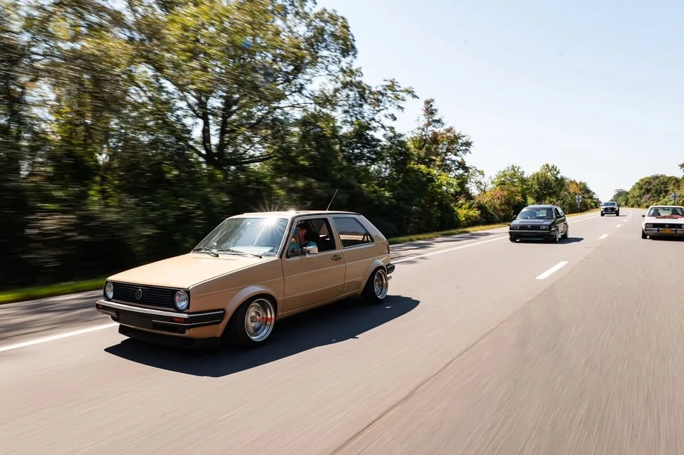 1992 Volkswagen GTI Mk2 - Image 2 of 9