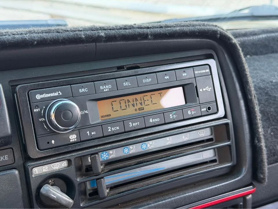 1992 Volkswagen GTI Mk2 - Image 11 of 16