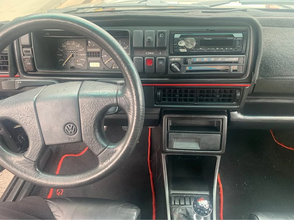 1992 Volkswagen GTI Mk2 - Image 3 of 10