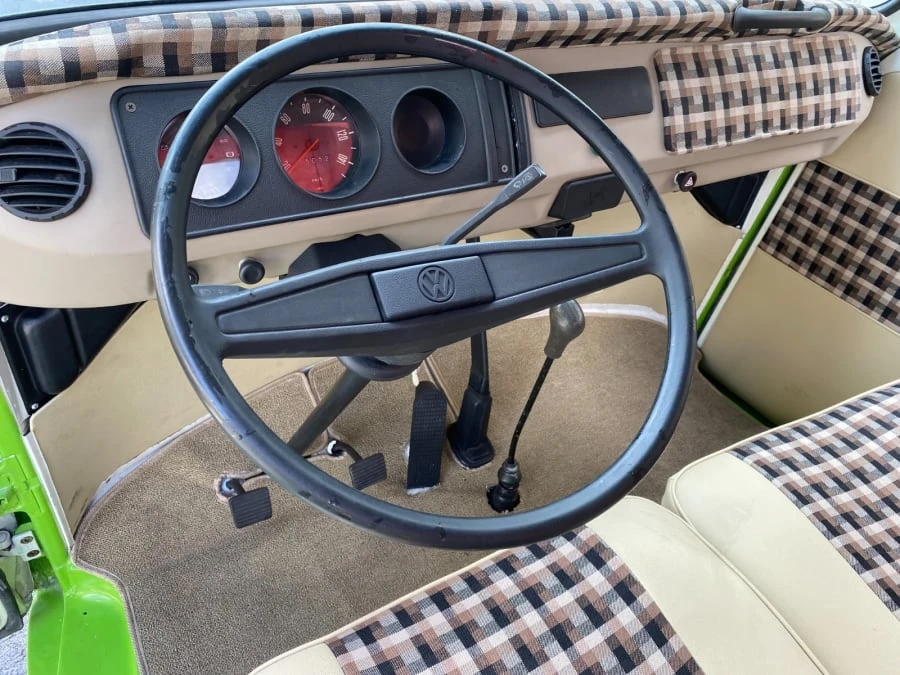 1992 Volkswagen Bay-Window Bus - Image 12 of 30